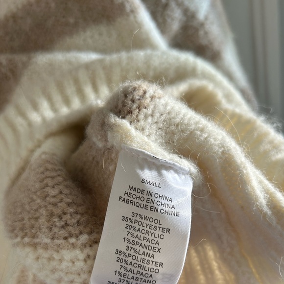 Striped crew neck sweater - Picture 2 of 4